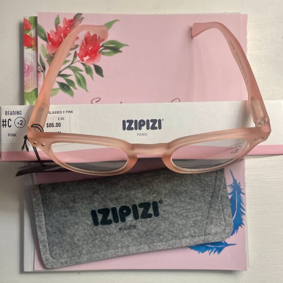 Reading Glasses - Picture 2 of 4